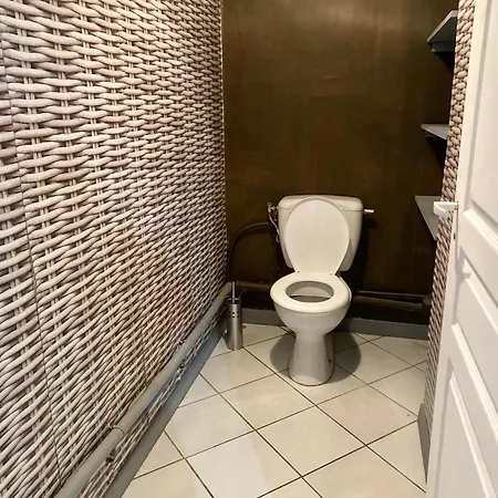 Apartman Avec Piscine A 5 Minutes De Cahors *