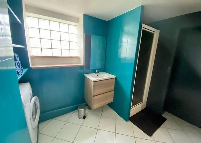 Appartement Avec Piscine A 5 Minutes De Cahors