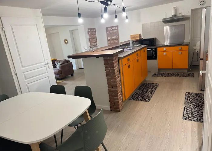 Appartement Avec Piscine A 5 Minutes De Cahors *