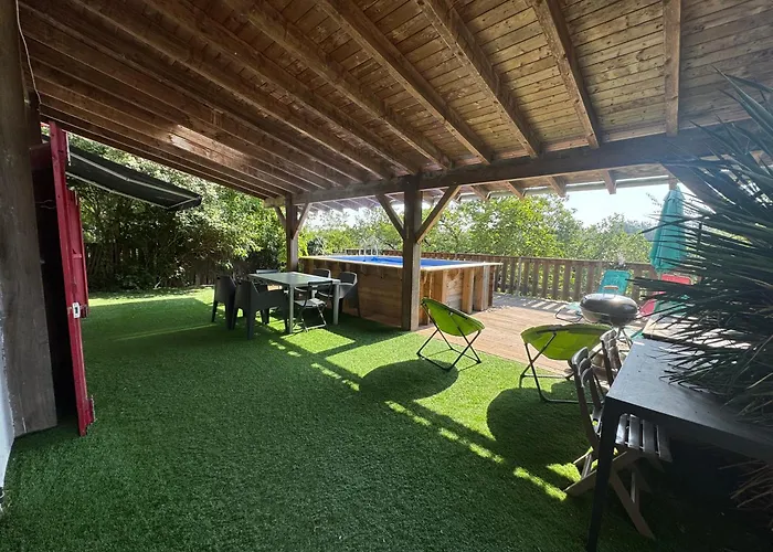 Avec Piscine A 5 Minutes De Cahors Le Montat