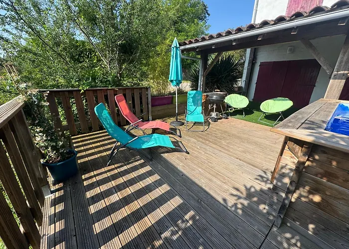 Avec Piscine A 5 Minutes De Cahors * Le Montat