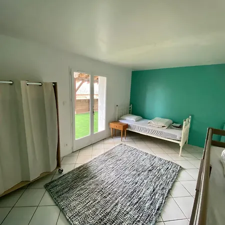 Avec Piscine A 5 Minutes De Cahors Le Montat