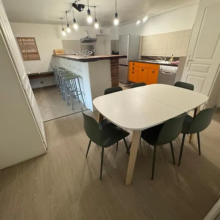 Lägenhet Avec Piscine A 5 Minutes De Cahors Le Montat