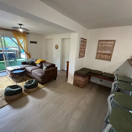 Lägenhet Avec Piscine A 5 Minutes De Cahors