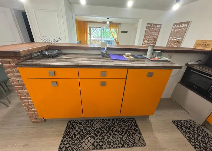 Apartament Avec Piscine A 5 Minutes De Cahors Le Montat