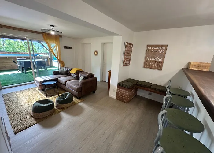 Apartament Avec Piscine A 5 Minutes De Cahors