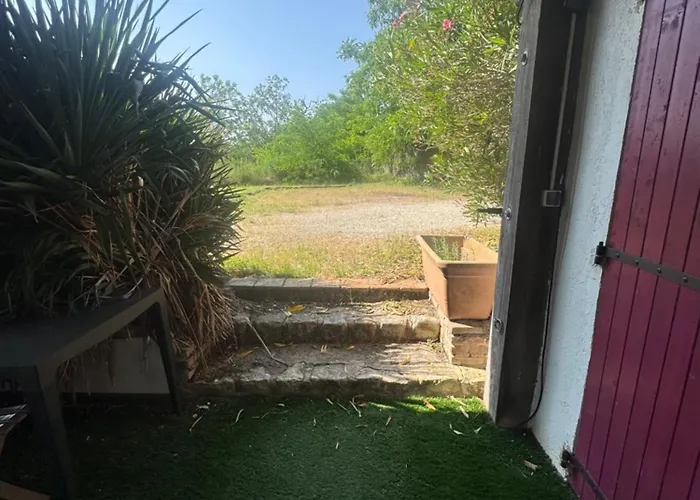 Apartament Avec Piscine A 5 Minutes De Cahors Le Montat